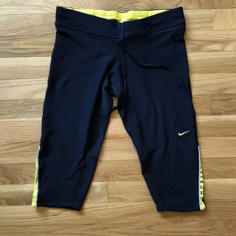 Nike Crop Leggings